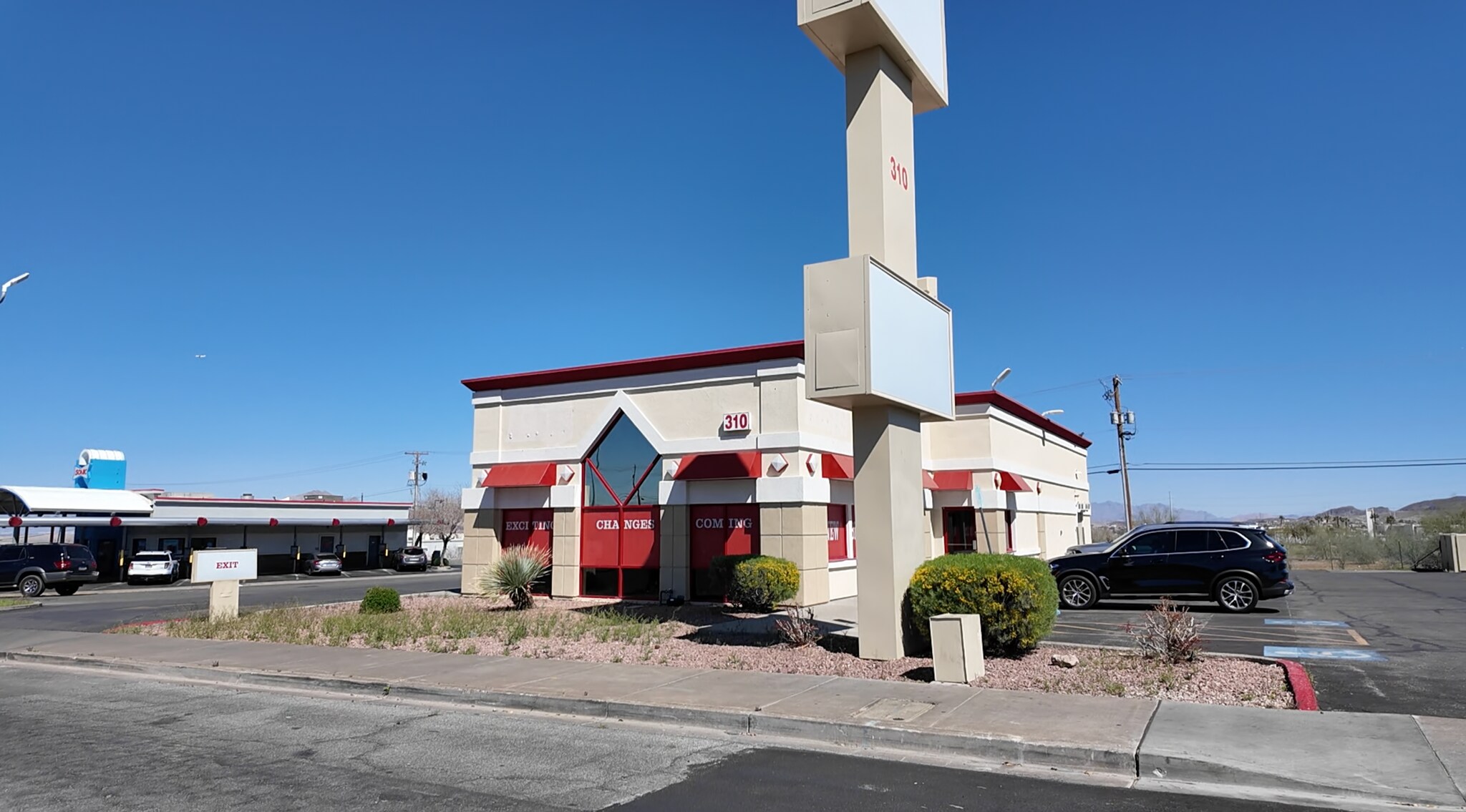 310 S Boulder Hwy, Henderson, NV à louer Photo de l’immeuble– Image 1 sur 9