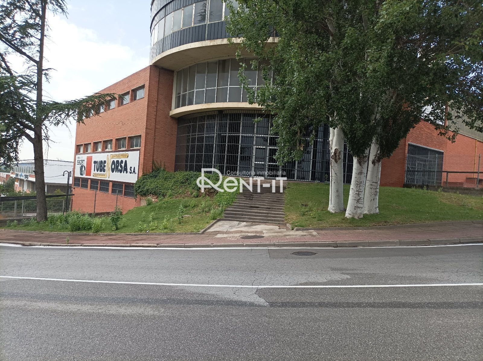 Industriel/Logistique dans Castellbisbal, Barcelona à louer Photo de l’immeuble– Image 1 sur 11