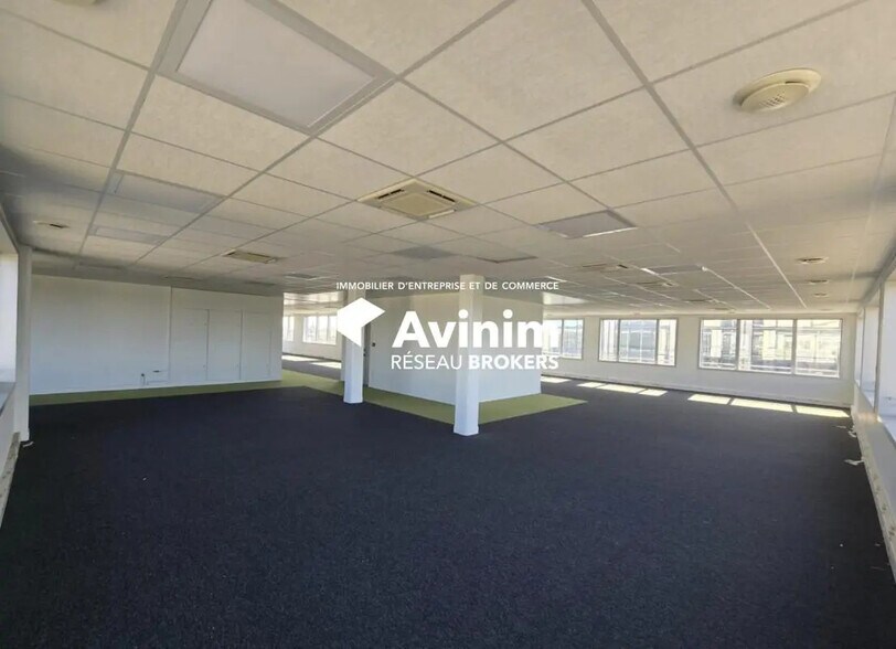 Bureau dans Villepinte à vendre - Photo intérieure – Image 3 sur 6