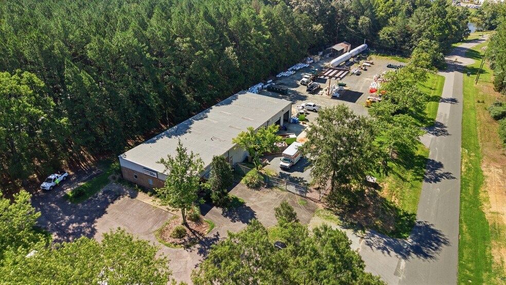 2122 Camden Ave, Durham, NC à louer - Photo de l’immeuble – Image 2 sur 4