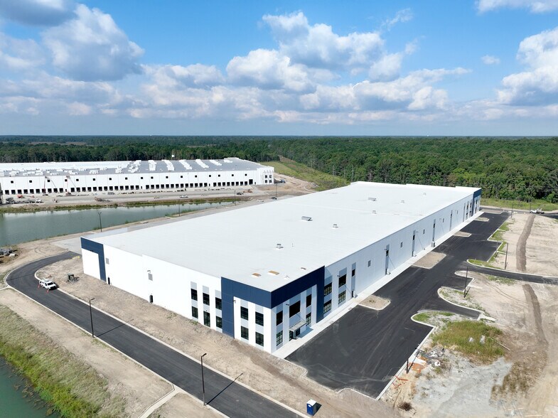 100 Feldspar Dr, Savannah, GA à louer - Photo de l’immeuble – Image 2 sur 3