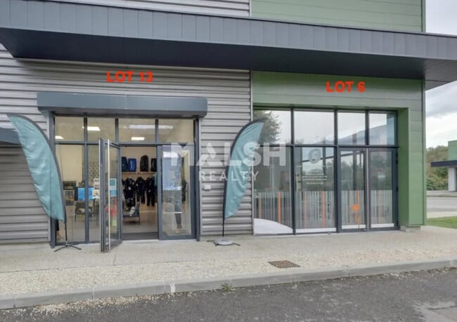 Plus de détails pour Local commercial à louer