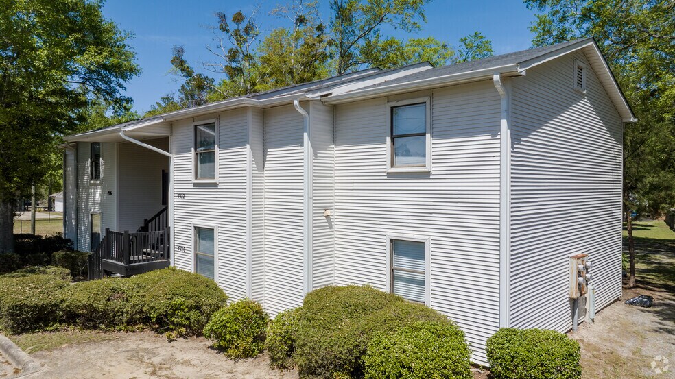 4029 Professional Dr, Hope Mills, NC à vendre - Photo de l’immeuble – Image 2 sur 33