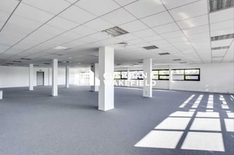 Bureau dans Saint-Priest à louer Photo intérieure– Image 1 sur 3