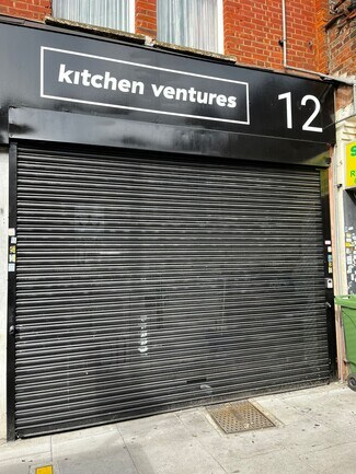 Plus de détails pour 12 Gleneagle Rd, Londres - Local commercial à louer