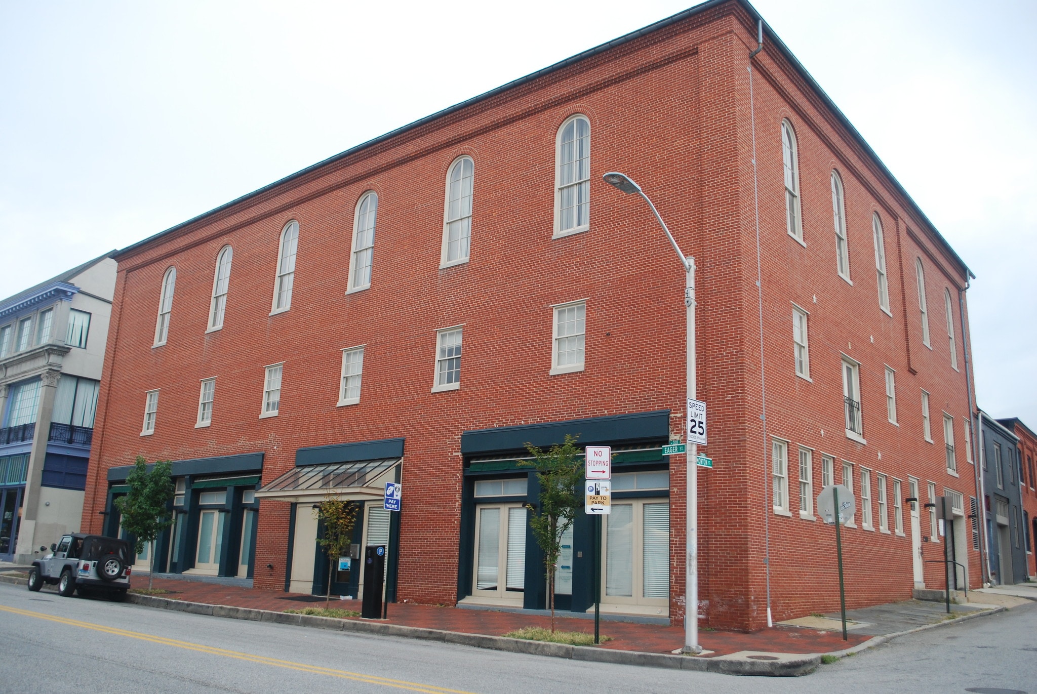 10 W Eager St, Baltimore, MD à louer Photo principale– Image 1 sur 9