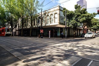 Plus de détails pour 31-53 NW 1st Ave, Portland, OR - Bureau, Local commercial à louer