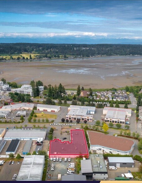 2967 Kilpatrick Av, Courtenay, BC à vendre - Photo de l’immeuble – Image 2 sur 2