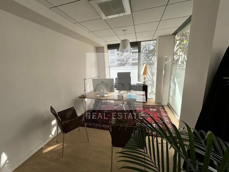 Bureau dans Lyon à louer - Photo de l’immeuble – Image 3 sur 12
