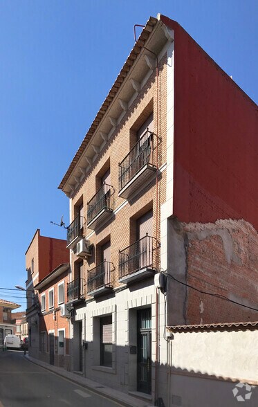 Calle Santísima Trinidad, 2, Fuensalida, Toledo à vendre - Photo de l’immeuble – Image 2 sur 2