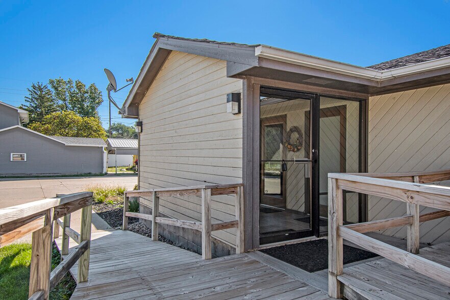 1010 N Broadway St, Red Oak, IA à louer - Photo de l’immeuble – Image 2 sur 16