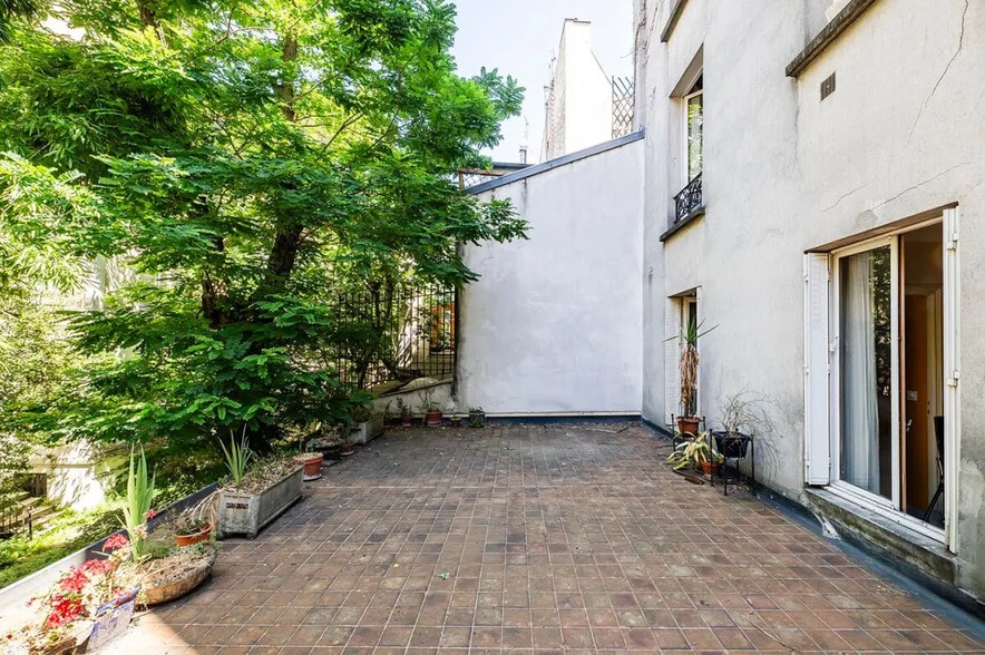 48 Rue Du Four, Paris à vendre - Photo de l’immeuble – Image 2 sur 10