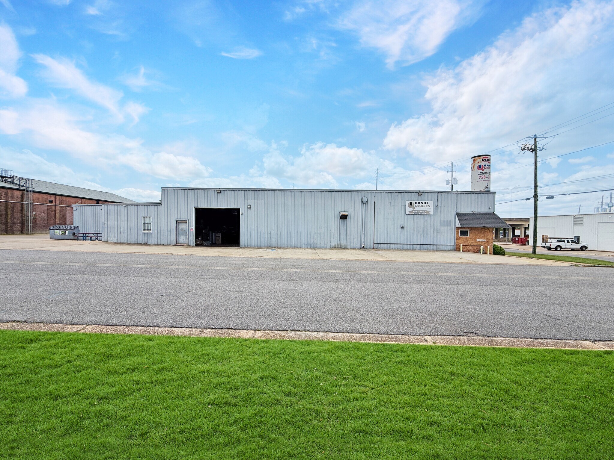 2501 17th St, Tuscaloosa, AL à louer Photo principale– Image 1 sur 6