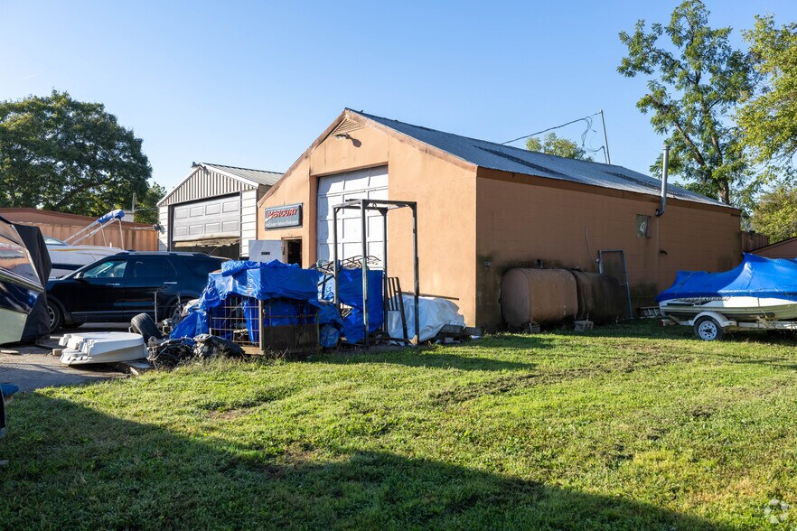 7405 Forbes Rd, Cincinnati, OH à vendre - Photo de l’immeuble – Image 3 sur 18