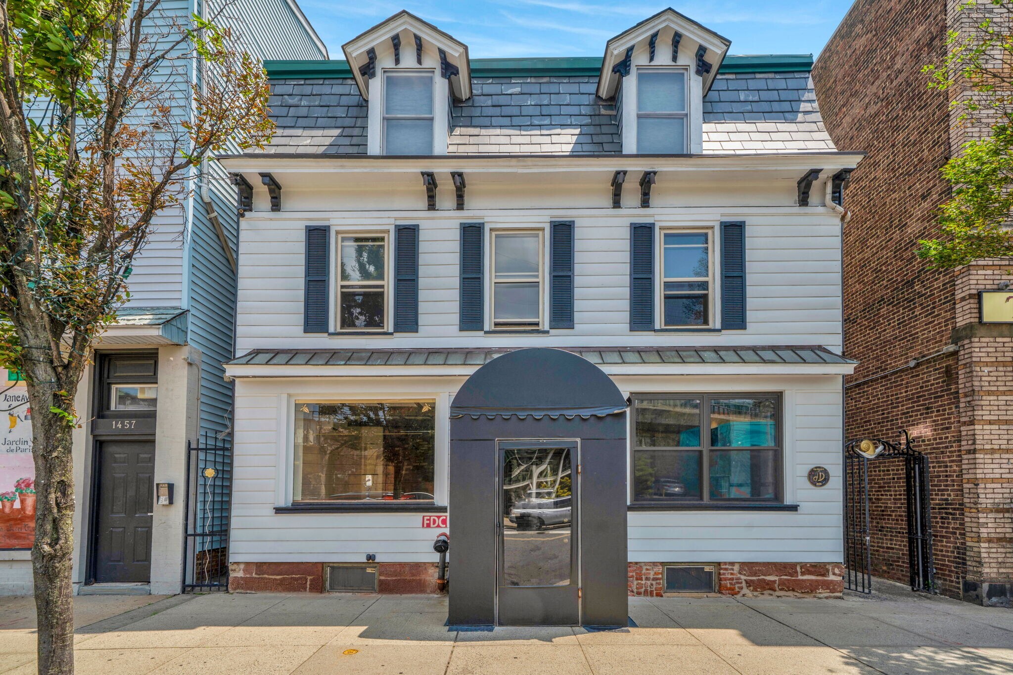 1449 Irving St, Rahway, NJ à vendre Photo principale– Image 1 sur 19