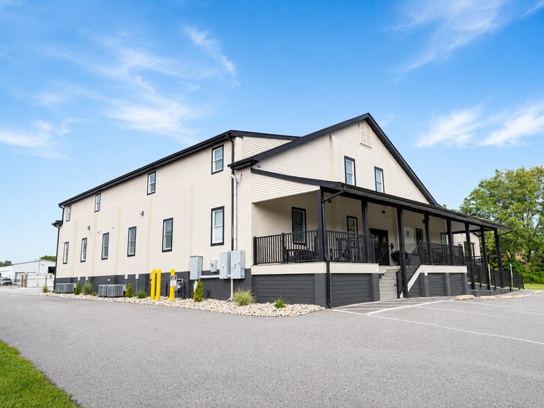 110 Richardson Ave, Swedesboro, NJ à louer - Photo de l’immeuble – Image 2 sur 4