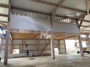 Local d’activités dans Limoges-Fourches à louer Photo de la construction– Image 2 sur 2