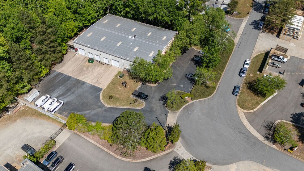 9350 Industrial Ter, Alpharetta, GA à vendre - Photo principale – Image 2 sur 13