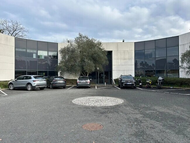 Plus de détails pour Bureau à louer