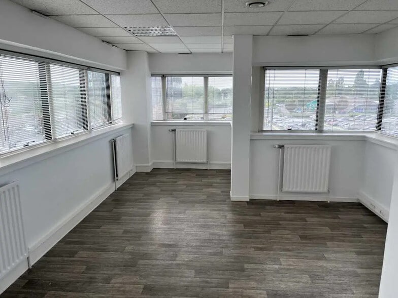 Bureau dans Rennes à vendre - Photo de l’immeuble – Image 3 sur 4