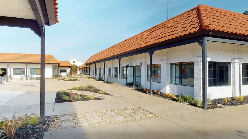 3600 Sisk Rd, Modesto, CA à louer - Photo de l’immeuble – Image 3 sur 9