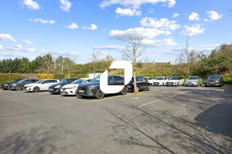 Local d'activités dans Morangis à vendre - Photo de l’immeuble – Image 3 sur 17