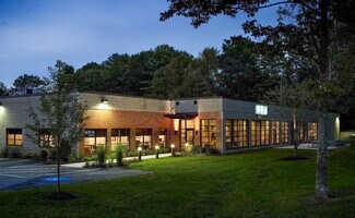 Plus de détails pour 2301 Congress St, Portland, ME - Industriel/Logistique à louer