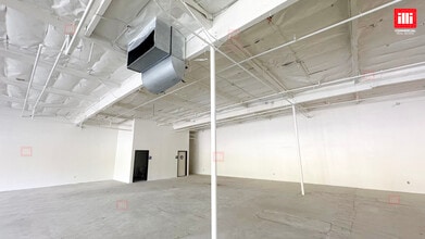 540-690 E Los Angeles Ave, Simi Valley, CA à louer Photo intérieure– Image 2 sur 3