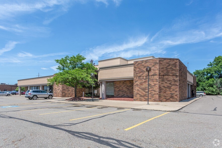 3969 Convenience Cir NW, Canton, OH à louer - Photo principale – Image 1 sur 5