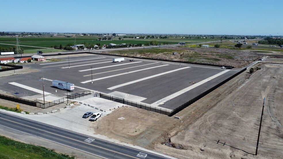 22700 Kasson Rd, Tracy, CA à louer - Photo de l’immeuble – Image 1 sur 22