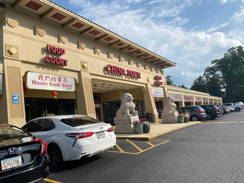 5379 New Peachtree Rd, Chamblee, GA à louer - Photo de l’immeuble – Image 3 sur 10