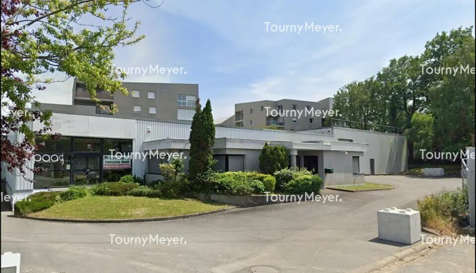 Local d’activités dans Orvault à louer Photo de l’immeuble– Image 1 sur 7