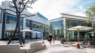 Plus de détails pour 8590 W Sunset Blvd, West Hollywood, CA - Local commercial à louer