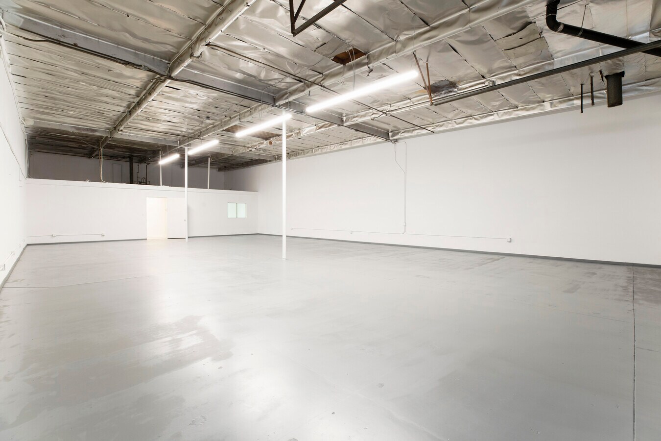 12990 Branford St, Pacoima, CA 91331 - Lot D - - Photo intérieure - Image 2 of 8