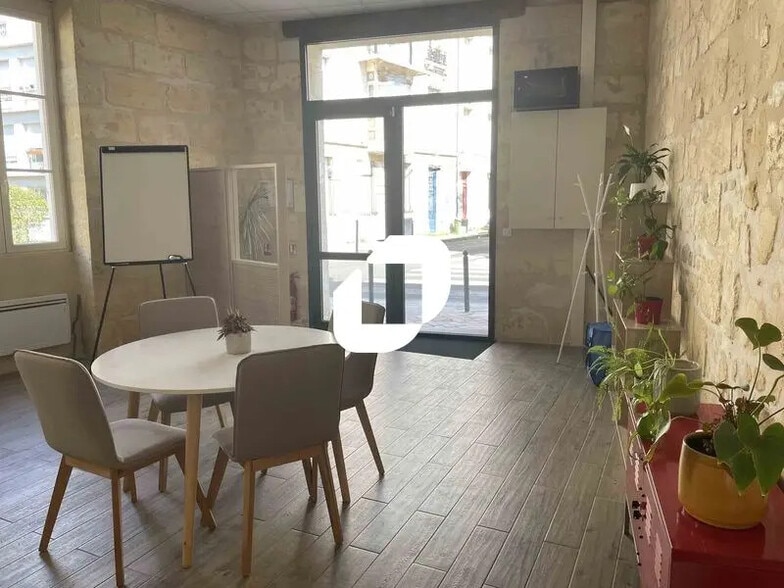Bureau dans Bordeaux à louer - Photo intérieure – Image 3 sur 5