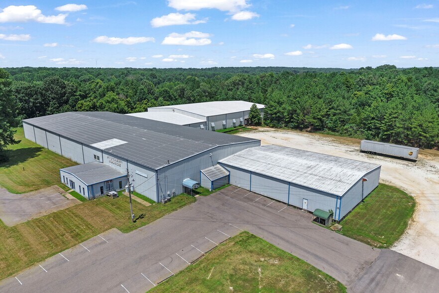 456 Swanson Dr, Dresden, TN à louer - Photo principale – Image 1 sur 11