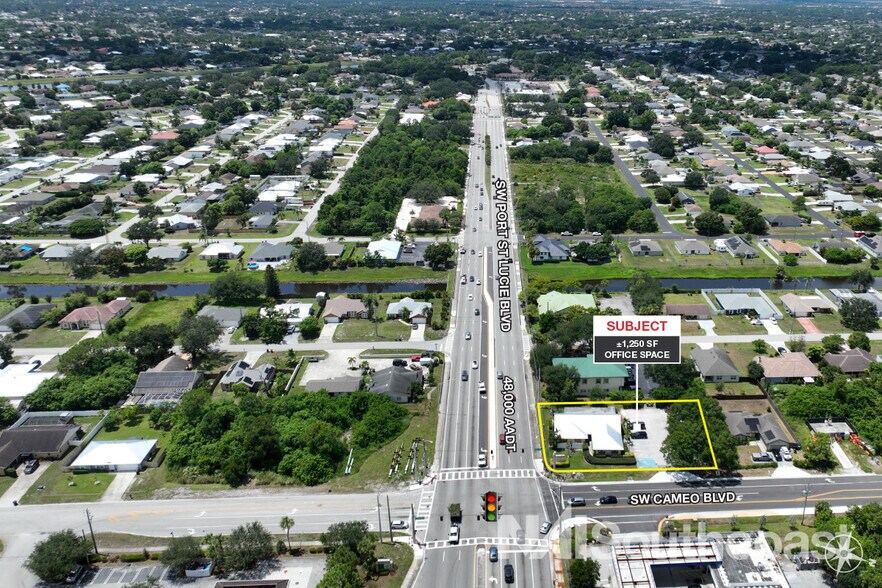 481 SW Port St Lucie Blvd, Port Saint Lucie, FL à louer - Photo de l’immeuble – Image 2 sur 4