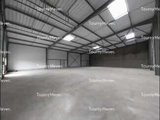 Plus de détails pour Local d'activités à louer