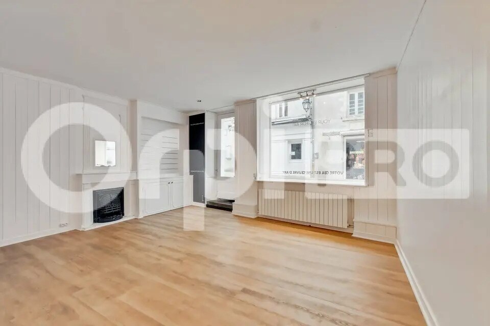 Local commercial dans Saint-Martin-de-Ré à louer Photo de l’immeuble– Image 1 sur 8