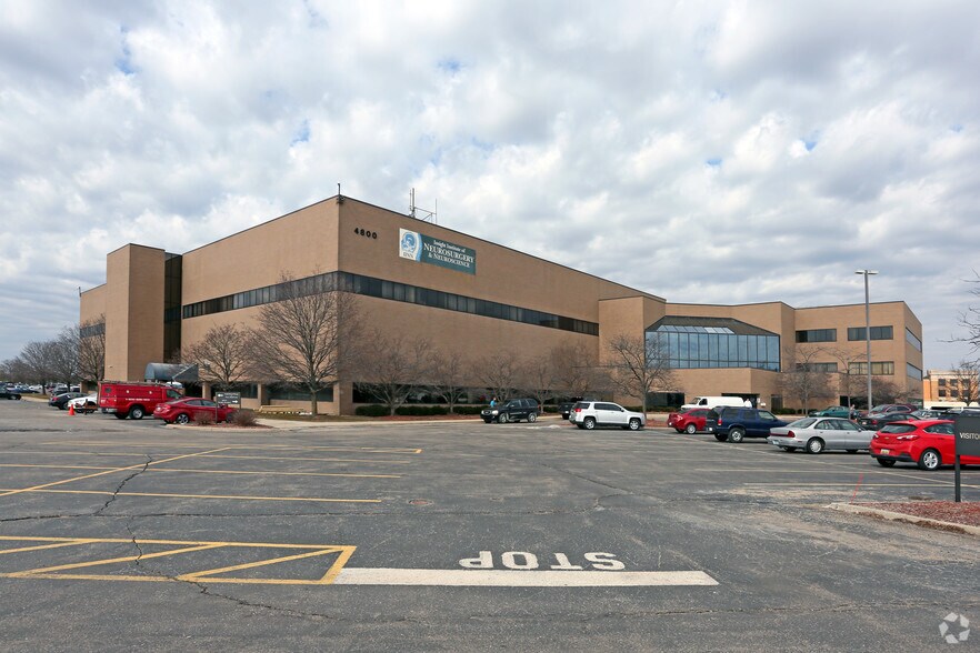4400-4800 S Saginaw St, Flint, MI à louer - Photo de l’immeuble – Image 2 sur 14