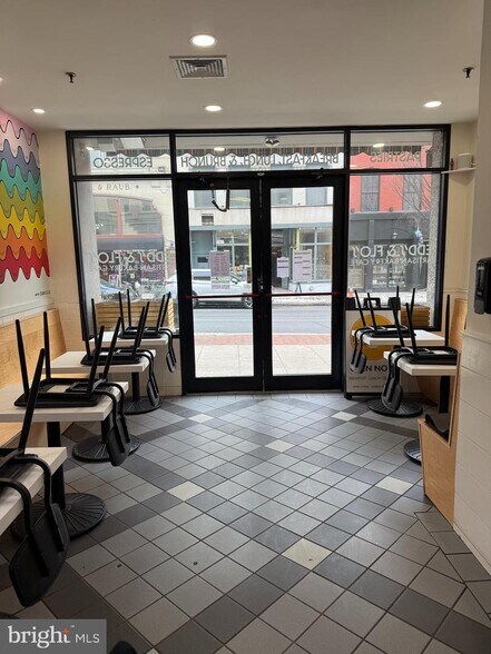 47 N Queen St, Lancaster, PA à louer - Photo intérieure – Image 2 sur 7