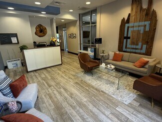 Plus de détails pour 2010 S Tryon St, Charlotte, NC - Bureau à vendre