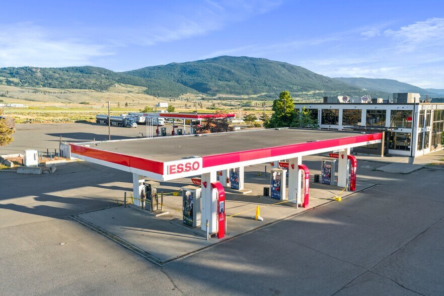 3999 Airport Rd, Merritt, BC à vendre - Photo principale – Image 1 sur 3