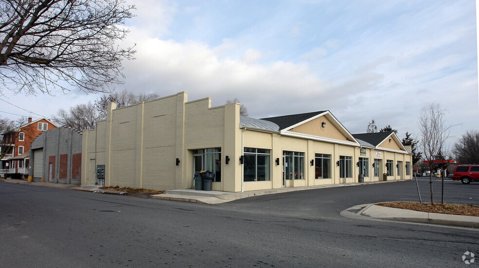 805 N Loudoun St, Winchester, VA à louer - Photo de l’immeuble – Image 2 sur 23