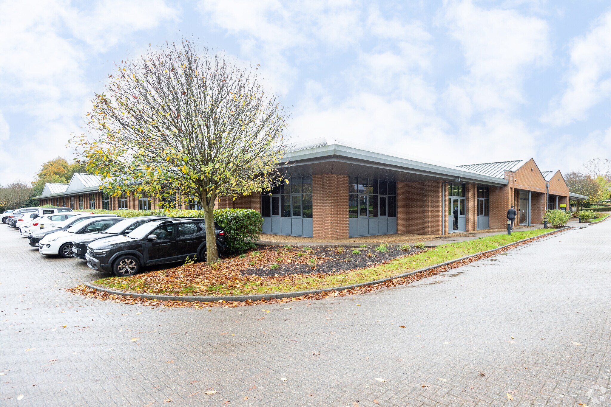 18 Kings Hill Ave, West Malling à louer Photo principale– Image 1 sur 3