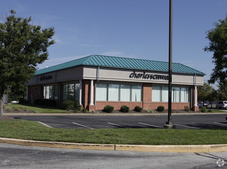 105 Mall Link Rd, Mount Laurel, NJ à louer - Photo de l’immeuble – Image 1 sur 2