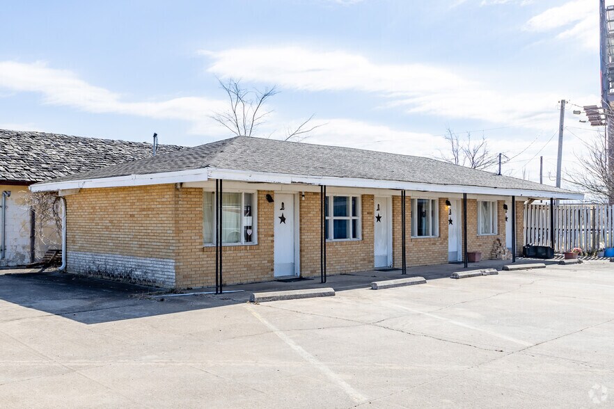 9944 Hornbeam Rd, Henryetta, OK à vendre - Photo principale – Image 1 sur 4