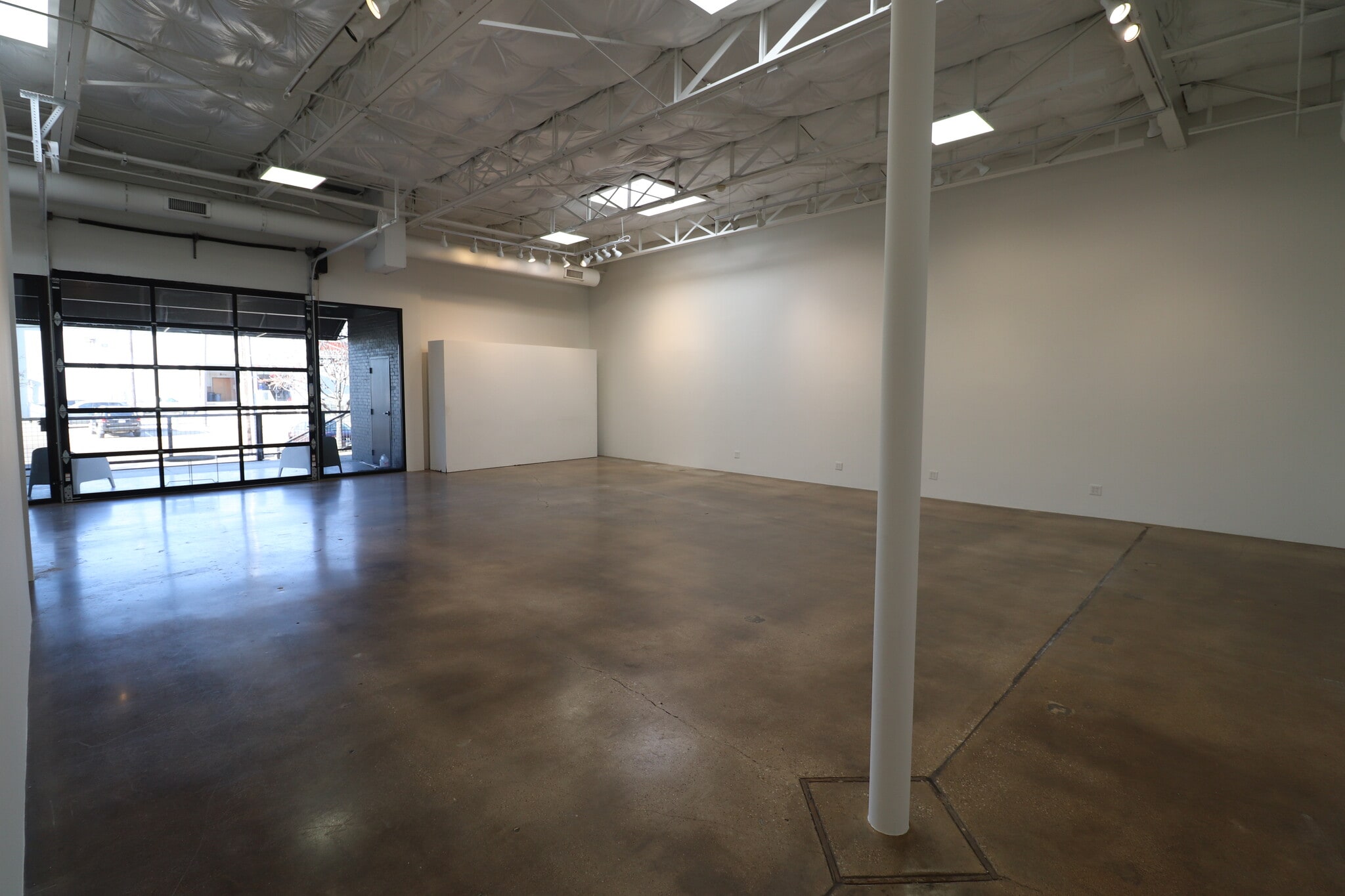 1305 Wycliff Ave, Dallas, TX à louer Photo intérieure– Image 1 sur 5