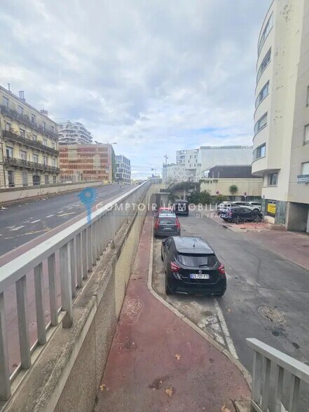 Local commercial dans Montpellier à vendre - Photo de l’immeuble – Image 2 sur 3