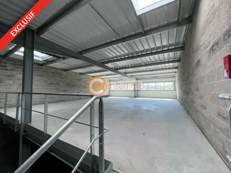 Local d'activités dans Mios à vendre - Photo intérieure – Image 3 sur 8
